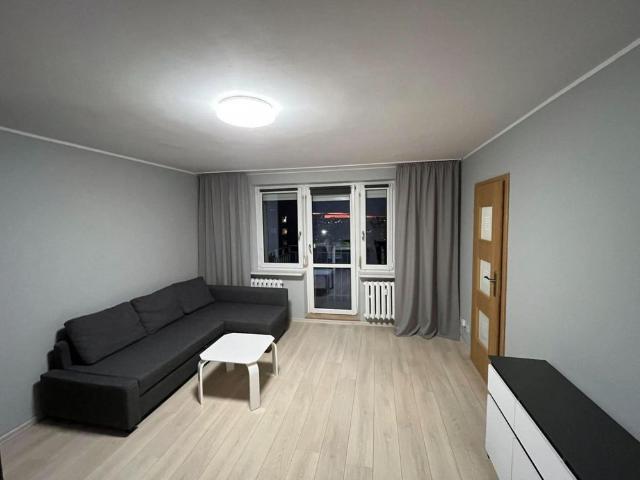 kawalerka z balkonem wieżowiec Wichrowe Wzgórze 14