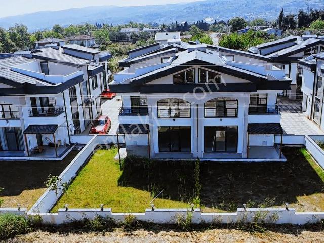 Kaytazdere Sahilde Doğa İle Başbaşa Havuzlu Triplex Sıfır Villa