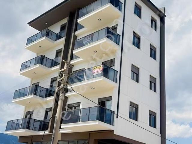 Kaya Dan Hacı Hüseyin Altun Cad Üzeri Arakat 1+1 40 M2 3.100.000