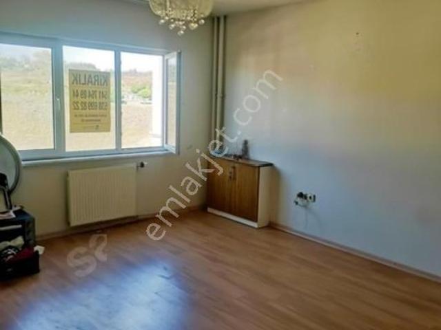 Kayaşehir 13. Bölge Kiralık 2+1 Daire Arakat 69 M2