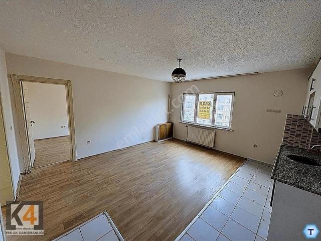 Kayaşehir 13. Bölge Satılık 2+1 Daire 69 M2 Arakat