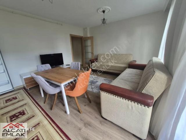 Kayaşehir 24.bölgede Eşyalı Kiralık 1+1