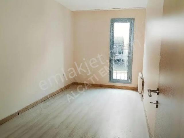 Kayaşehir 24. Bölgede Kiralık 2+1