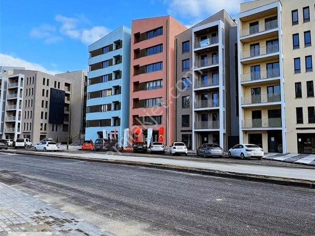 Kayaşehir 25.bölge Satılık 1. Etapta Vadi Cepheli 2+1 Daire