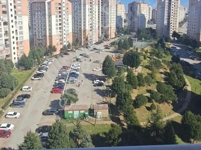 Kayaşehir 5. Bölge'de Satılık 2+1 Daire