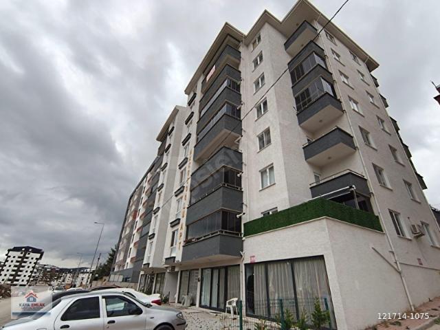 KAYA EMLAKTAN DEMİRTAŞ 8 KATLARDA SATILIK 3+1