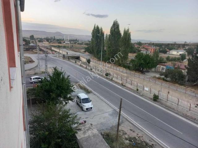 Kayabaşında Kiralık Uygun Fiyatlı Daire