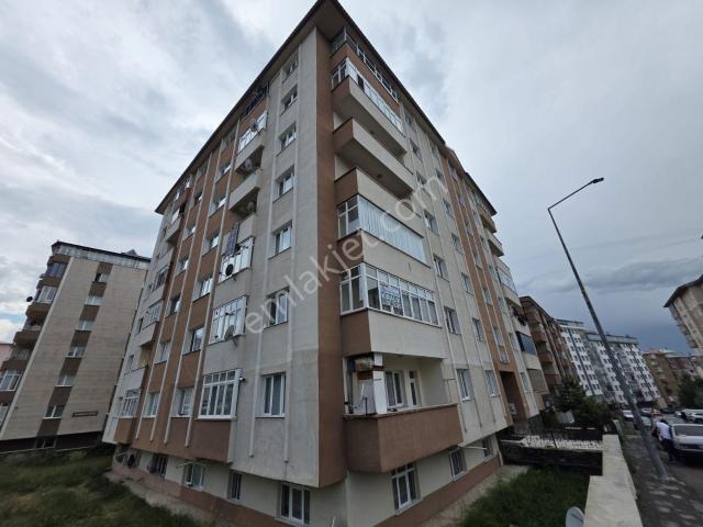 Emlak Dünyası Gym'den Kayakyolu'da Kiralık 4+1 Daire