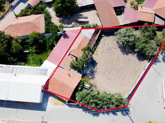 Kayalıoğlunda Müstakil Yaşam Alanı Daire Takaslı
