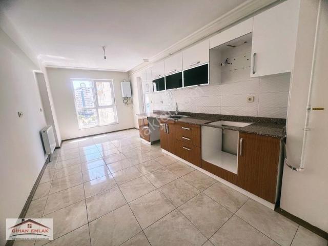 Kayalar Mah Veysel Şatıroğlu, Güventepe Cad Yakını Kiralık 4+1