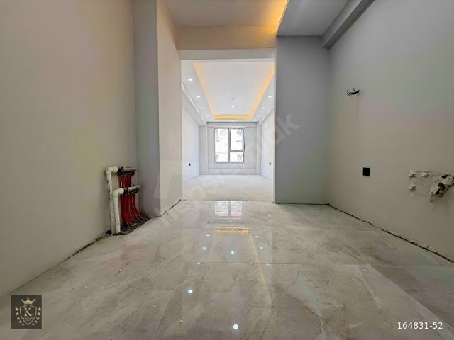 [KAYALAR] ORHANGAZİ MH. CADDE DİBİ 2+0 SATILIK DAİRE
