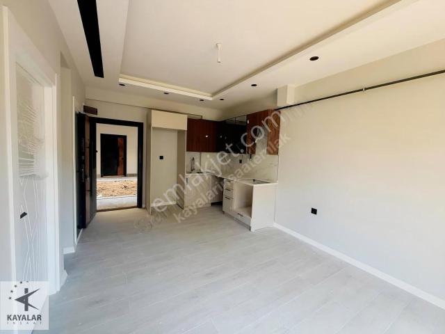 Kayalar Emlaktan Samanlıda Kiralık 1+1 Daireler