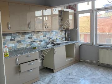 Kayalar Emlaktan Ssg Civarı Kiralık 3+1 120 M2 Asansörlü Daire
