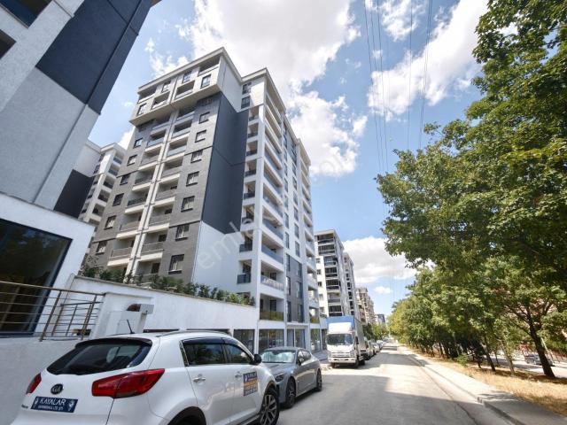 Kayalardan Luks Site İci Arakat Daire