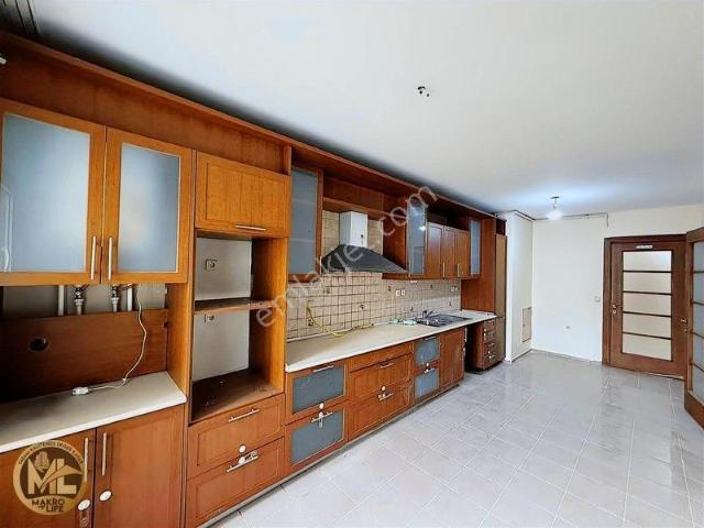 Kayapınar Yeniyol'da Kiralık Geniş Ve Ferah 3+1 Daire