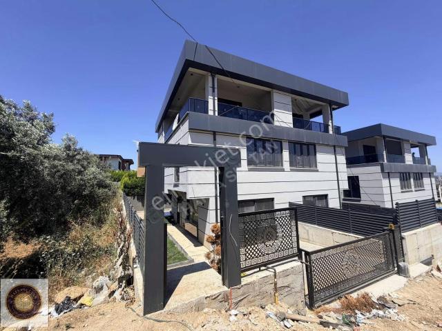 Kayapa Da Havuzlu Lux 5+1 Satılık Villa