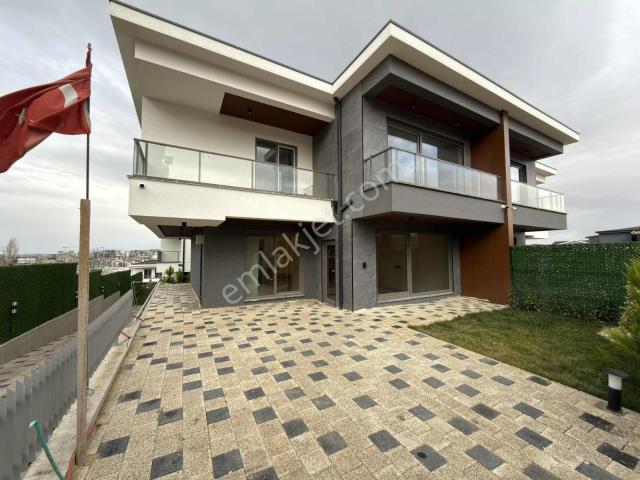 Kayapa'da Fırsat Fiyatlı 4+1 Villa