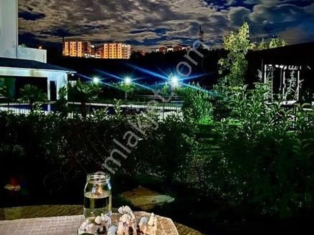 Kayapa'nın En Prestijli Projesinde 180m2 Kiralık Teraslı Daire