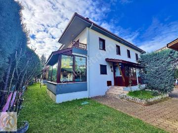 Kaymak Emlak Serdivan Belediye Civarı Bahçeli 135m2 Satılk Villa