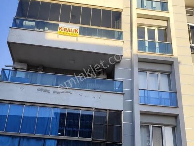 Kaymakamlığa Sağlık Müdrlüğüne Cumhuriyet Okuluna Yakın Kiralık