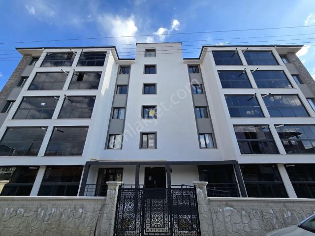 Kaymakamlık Arkası Satılık 2+1