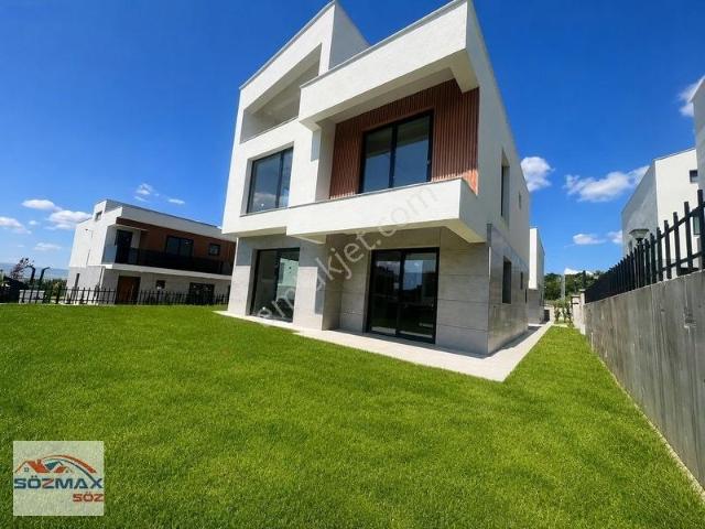 Kayseri Hacılar Merkezde, Site İçerisinde 4 Adet Triplex Villa