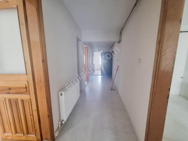 Kazım Karabekir Mah. 2+1 125 M2 Doğalgazlı Satılık Daire