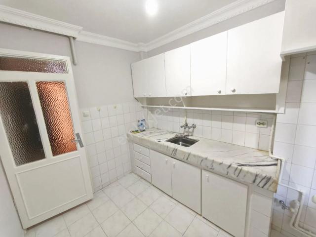 Kazım Karabekir Mahallesi Bahçe Katı Kombili Kiralık 3+1 Daire