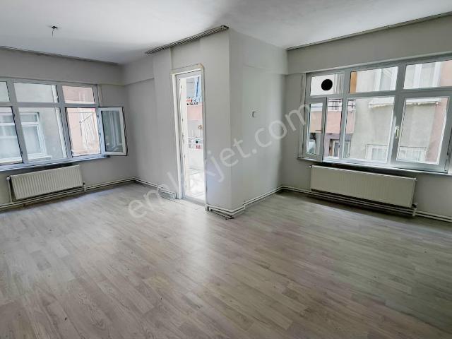 Kazım Karabekirde 2+1 85 M2 Kiralık Daire