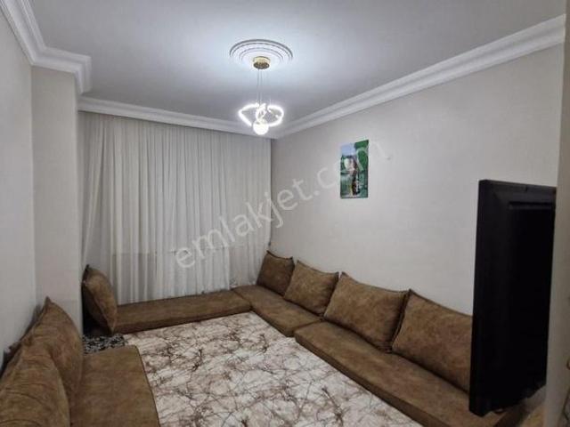 Kazım Karabekir'de Caddeye Yakın, Çift Girişli, 180m² Geniş 4+1