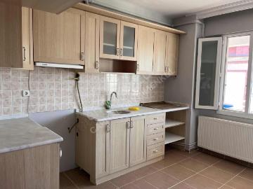 Kazım Karasu Sitesinde Kiralık 3+1