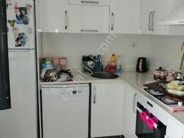Kazımdirik Mahallesinde 3+1 Kiralık Daire