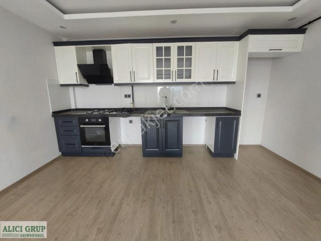 Kazan Yoluna Sıfır 3+1 Lüx İşçilik Daire