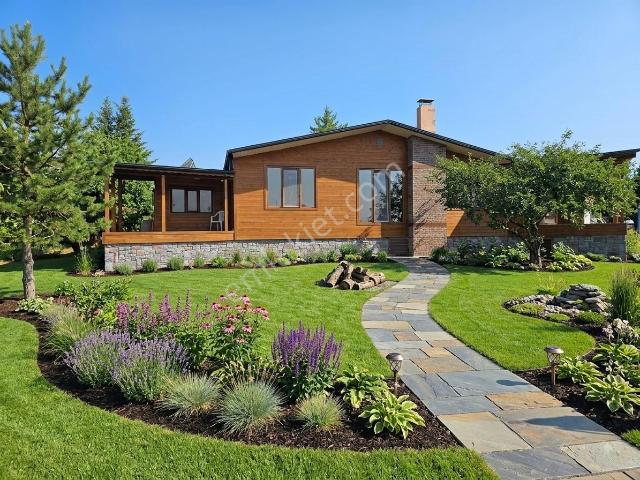 Kazdağları Örencik' Te Modern İnşa Edilmiş 4+1 Ahşap Villa