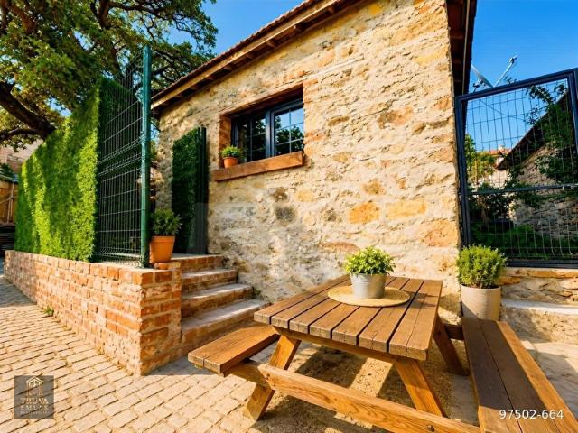 KAZDAĞLARI ETEĞİNDE RESTORE EDİLMİŞ, ORİJİNAL,EŞYALI, TAŞ EV