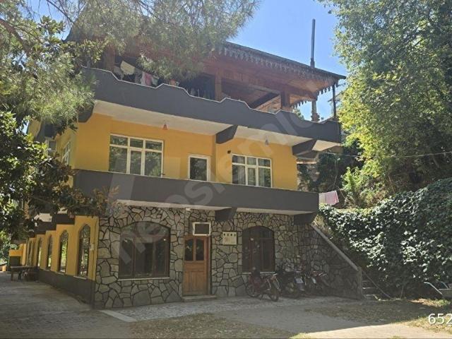 KAZDAĞLARININ KALBİNDE HAZIR TESİS + İMARLI ARSALAR BİR ARADA!