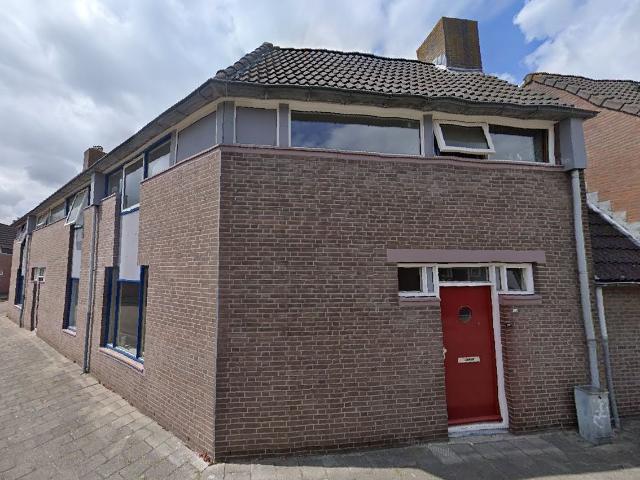 Kazernestraat 18