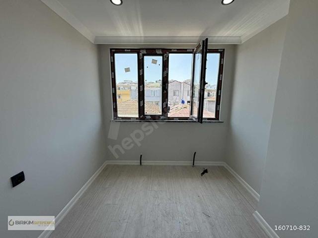 KAZIM KARABEKİR MAHALLESİNDE MERKEZİ KONUMDA 2+1 90m2 ARAKAT
