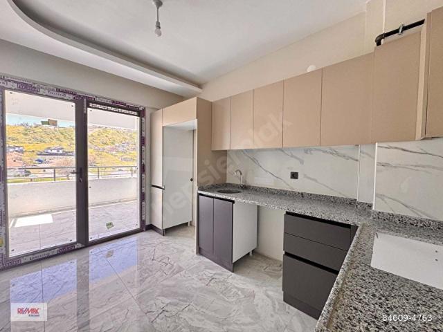 KAZIM KARABEKİR'DE KAPALI MUTFAKLI 2+1 LÜX GENİŞ DAİRE