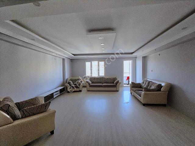 Keşan Aşağı Zaferiye Mah. Satılık 3+2 178 M² Dubleks