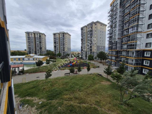 Keşan'ın En Nezih Sitesinde Kiralık 2+1 | Havuzlu & 7/24 Güvenli