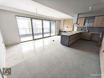 KEÇİÖREN OVACIK MAHALLESİ'NDE CADDE ÜZERİNDE ÖN CEPHE 4+1 ÇİFT E.BANYOLU SİTE DAİRESİ