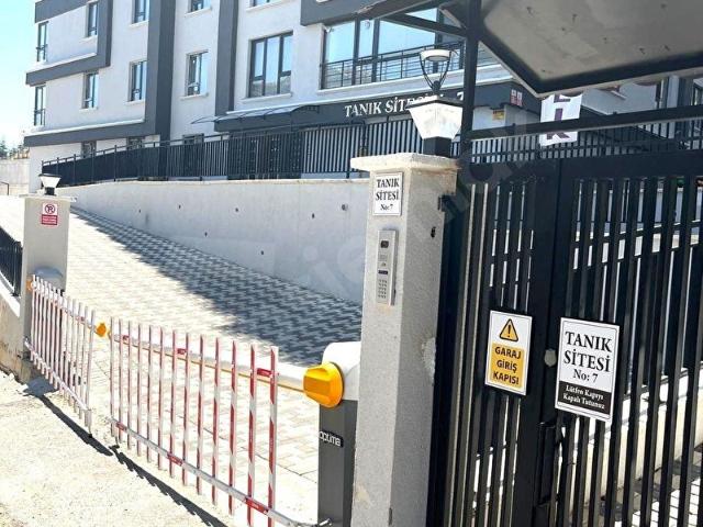 KEÇİÖREN SIFIR LÜKS YAPILI SİTE İÇİ KİRALIK DAİRE