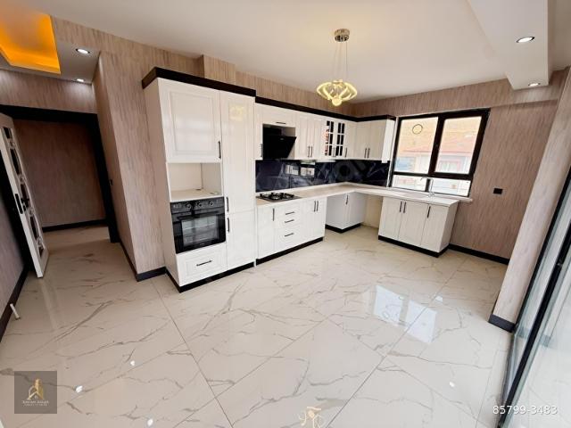 KEÇİÖRENDE 3+1 ARAYANLARA! 3.KATTA, KAÇIRILMAYACAK DAİRE