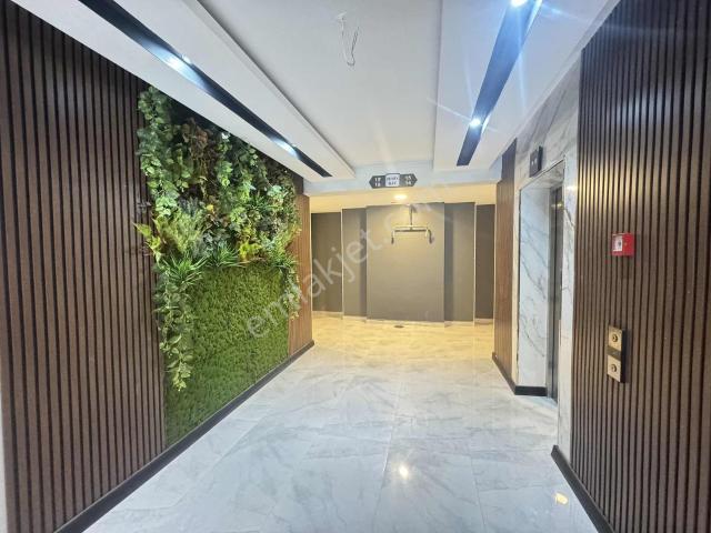 Keşif'ten Güvenlikli Site İçinde Balkonlu Geniş Kiralık 1+1