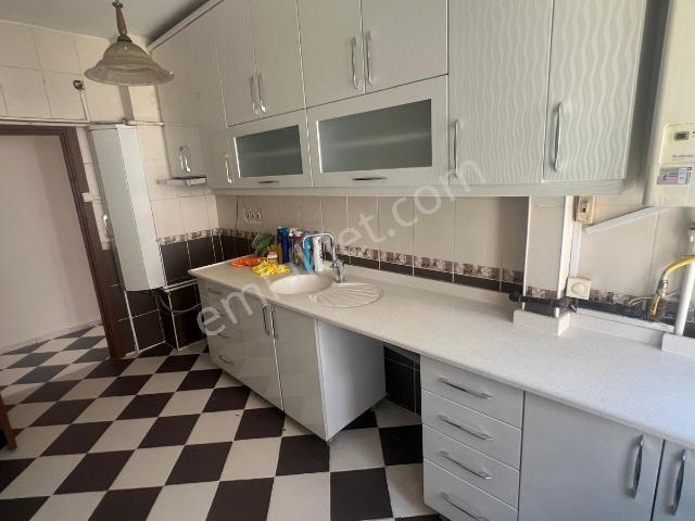 Keçiören Tepebaşı Mah. Cadde Üzeri Yapılı Katta 3+1 Kiralık
