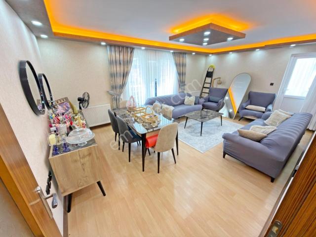 Keçiören Ufuktepe'de Katta Full+full Yapılı İskanlı 3+1 Dare
