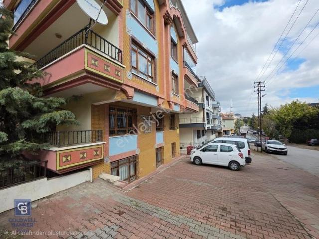 Keçiören Çiçekli Mahallesinde Kiralık 3+1 Daire