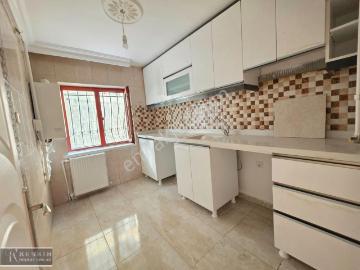 Keçiören Kanuni Mah Demirciler Sok 100m2 2+1 Satılık Daire