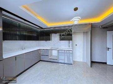Keçiörende Delüx Yapılı Teras Balkonlu Manzaralı Satılık 3+1